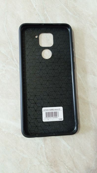 Чехол на телефон