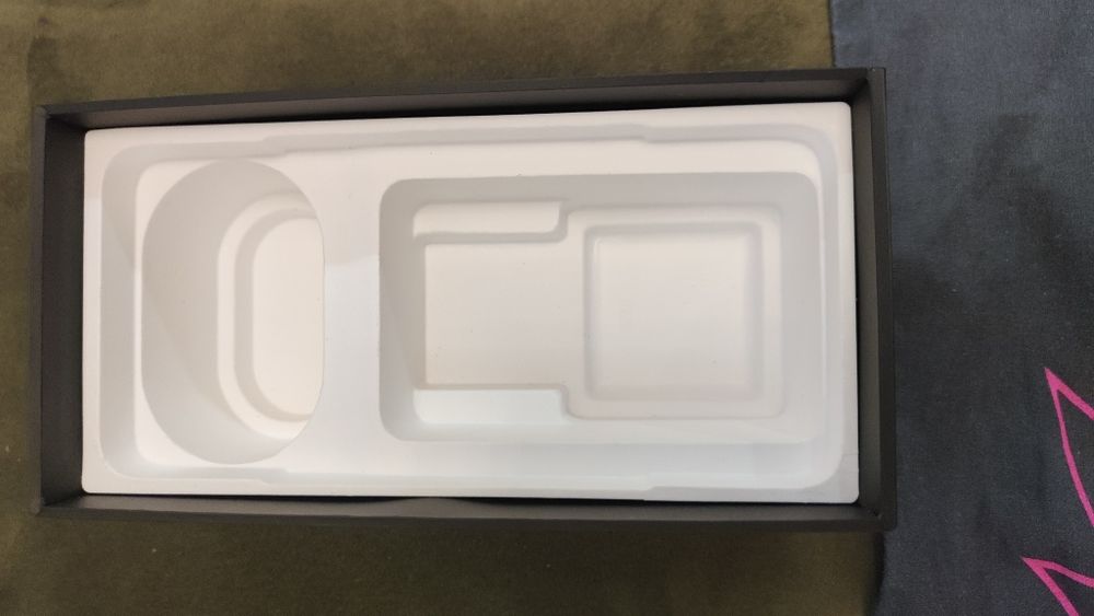 Cutie originala telefon Oppo Reno 6 5G