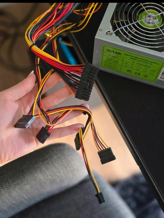 Sursa Deluxe ATX-550W P4
