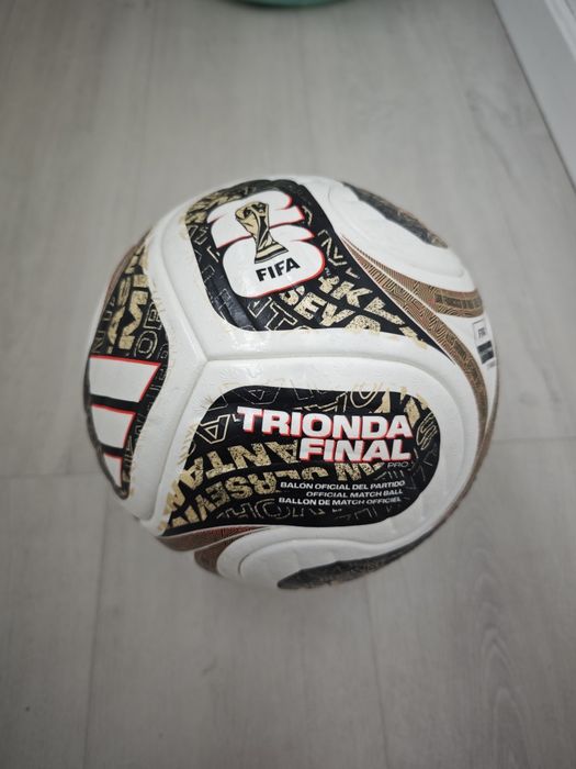 Adidas Trionda Final  PRO — оригинальный матчевый мяч
