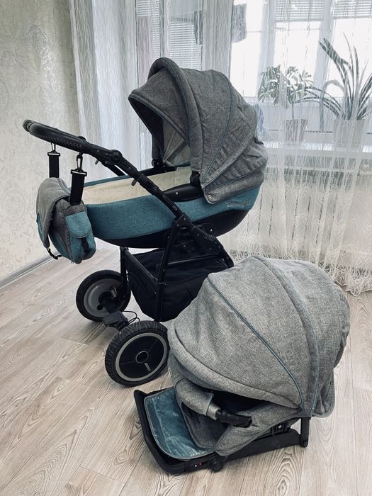 Коляска прогулочная зима-лето