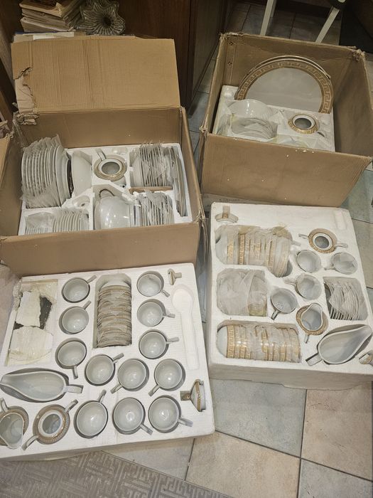 Столовый супер сервиз 65 000тг