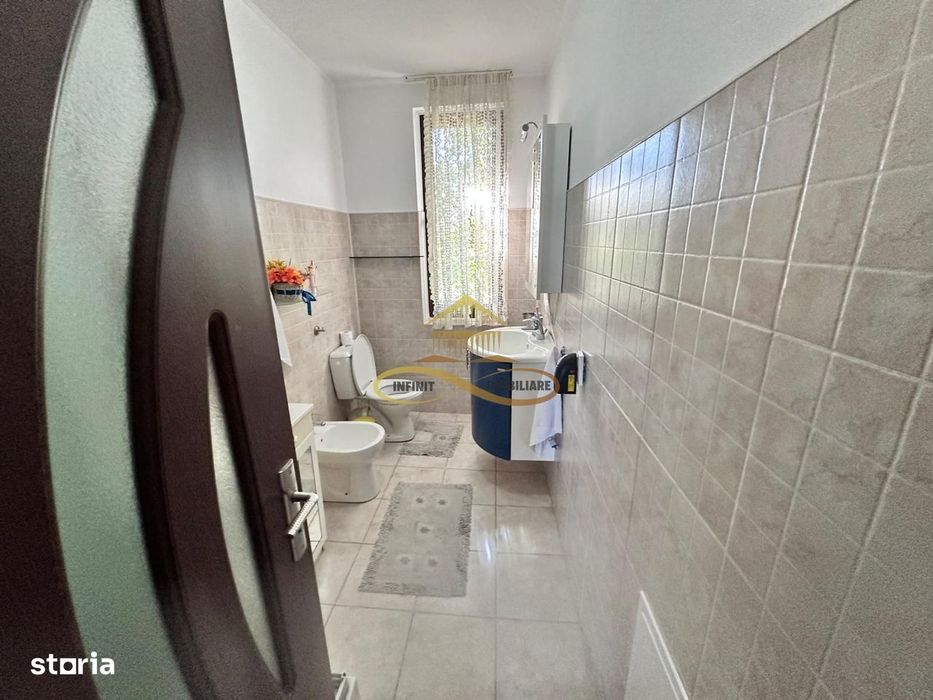 De vanzare casa 4 camere Siretu Saucesti