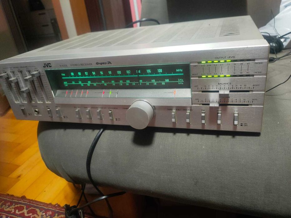 JVC R-S33 stereo receiver