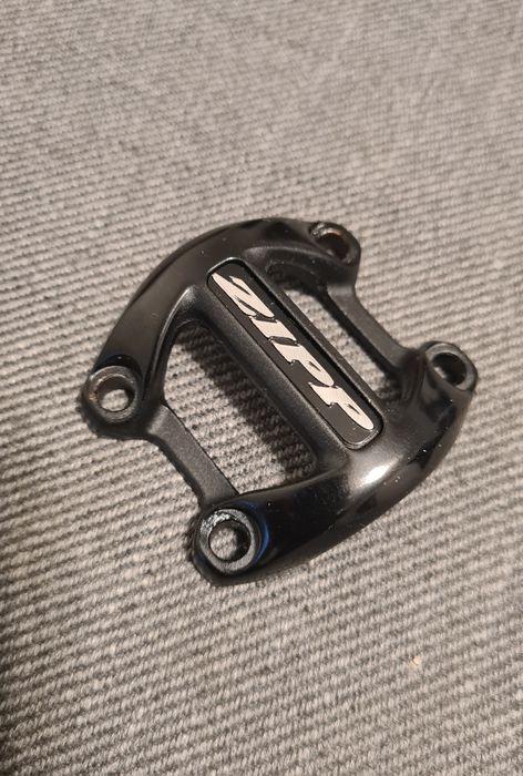 Pipa ghidon ZIPP 90mm / suport garmin