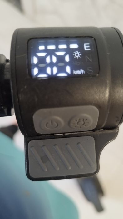 Детский электрический самокат