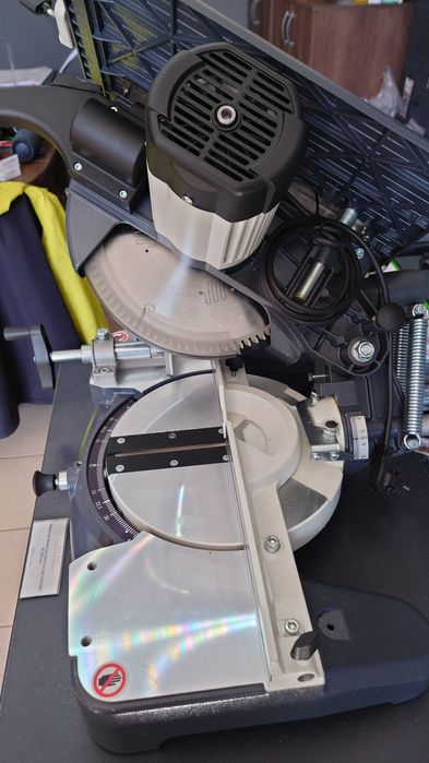 BETA PLUS - Masina de debitat portabila cu cap inclinabil Ø 300 mm