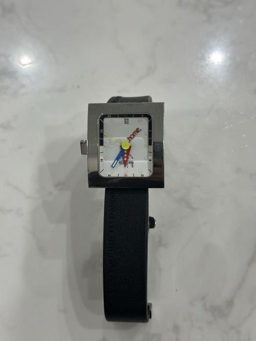 Продам часы Alain Silverstein