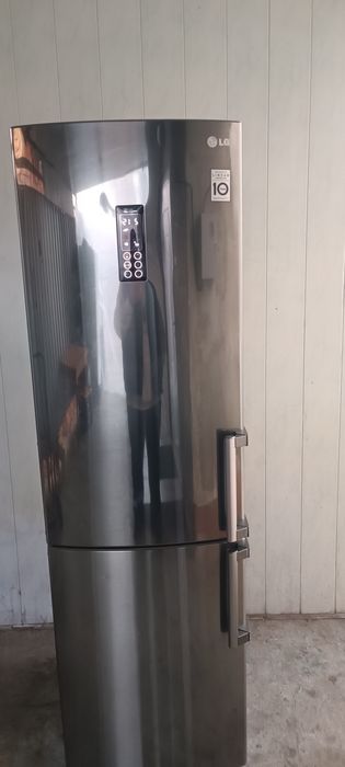 Продам холодильник lg