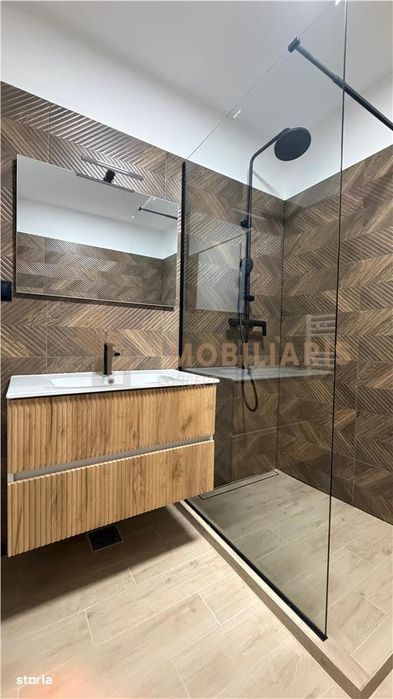 Apartament 2 camere + parcare proprie, zona Marul de Aur