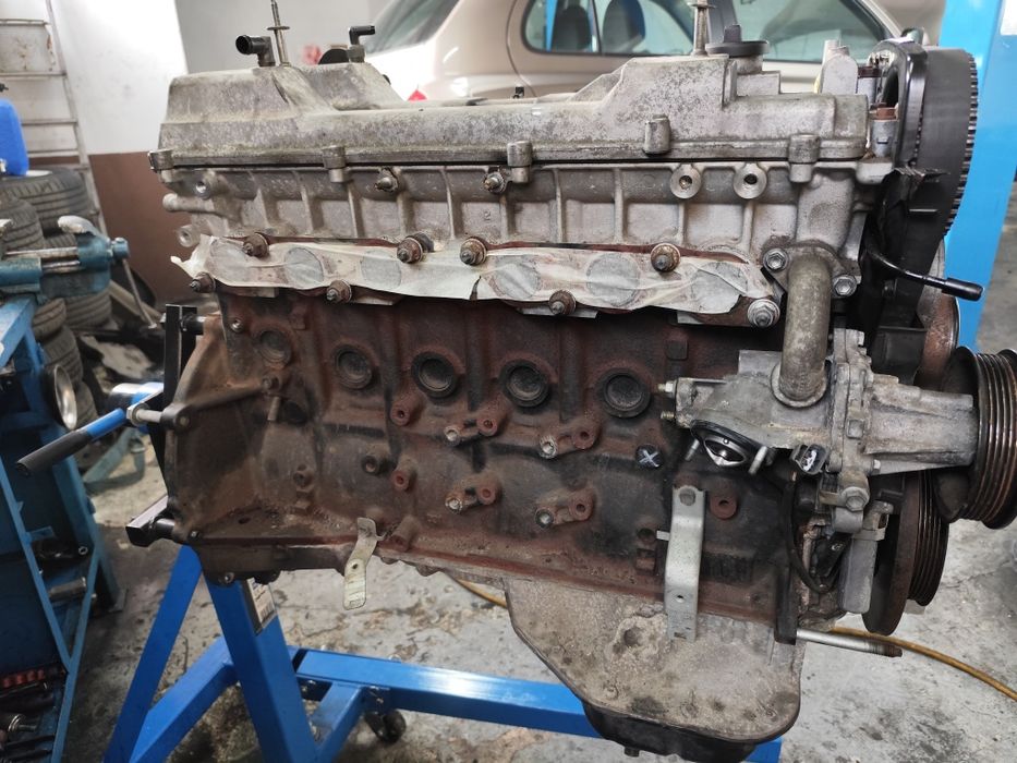 Двигател 2JZ-GE.