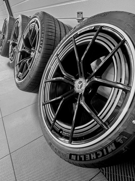 Оригинални 21" AMG джанти с Michelin Pilot Sport 4S за Mercedes AMG GT