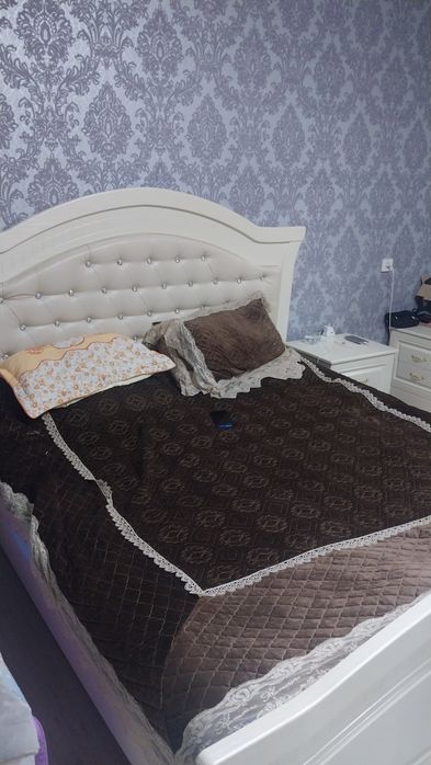 Продается срочно спальний гарнитур