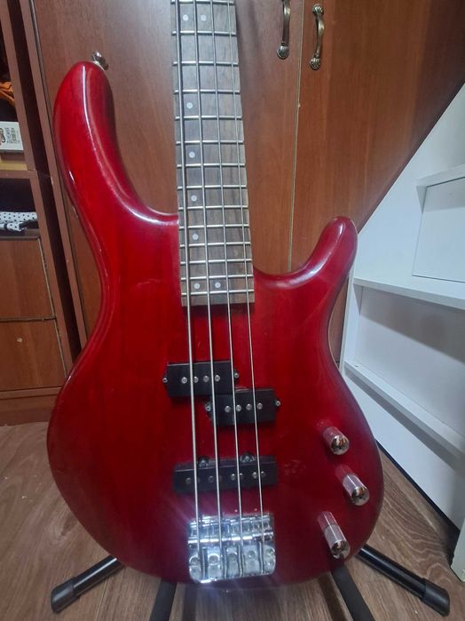 Бас-гитара Cort Action