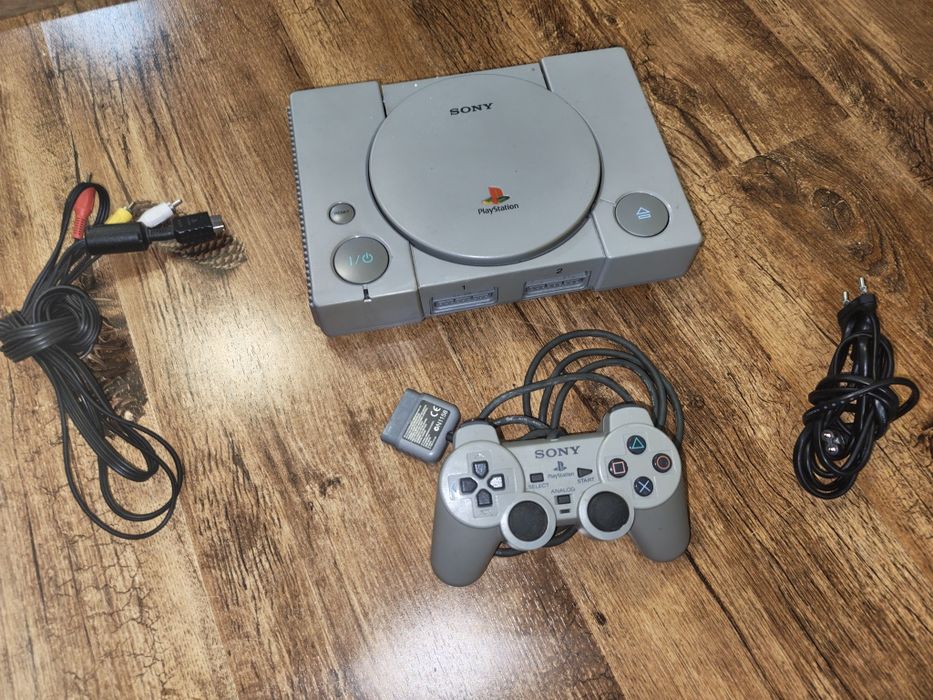 PlayStation 1 (PS1) Clasic de Colecție – Pachet Complet, Stare Excelentă