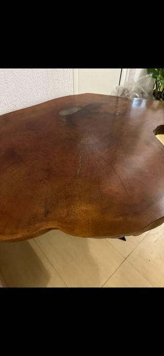 Маса от чинар масив