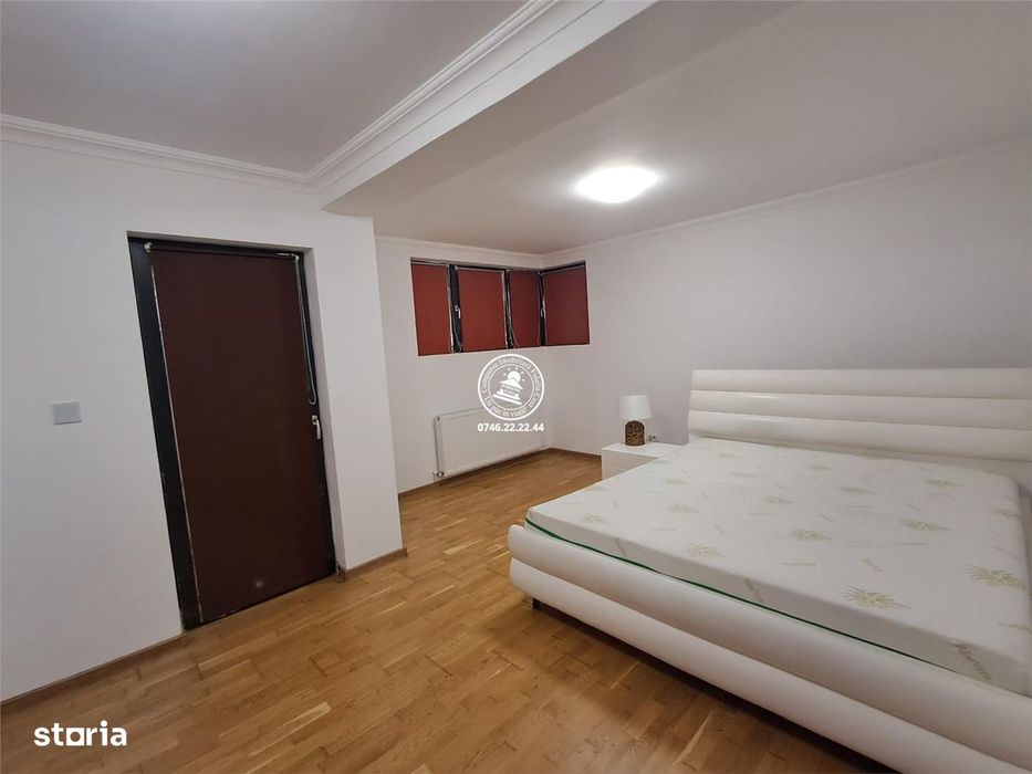 Casa cocheta de vanzare, zona centrala Tg. Cucu - Podul de Fier
