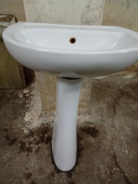 Продам раковины для ванной