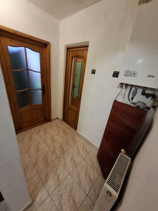 Vand apartament 2 camere