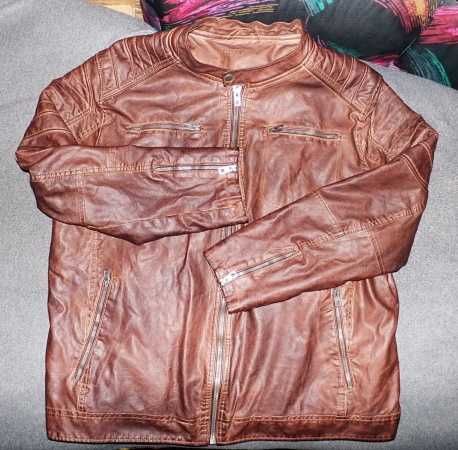 кафяво кожено яке