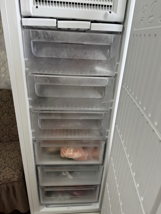 Морозильная камера Indesit