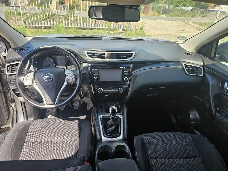Nissan Qashqai 2015 Diesel -Navigatie,