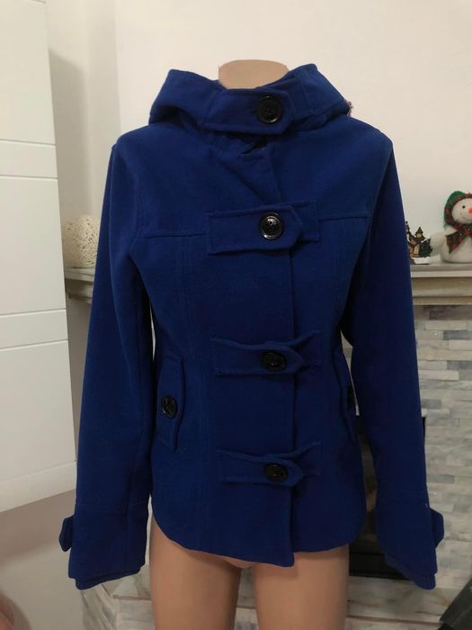 Vand doua paltoane M