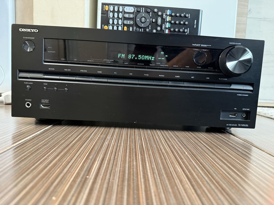 Onkyo TX-NR636 Bluetooth Wi-Fi