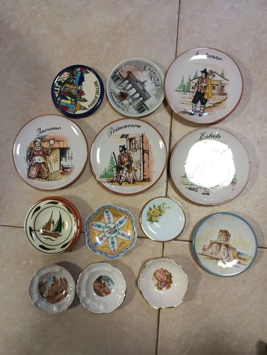 Малки чинийки антикварни