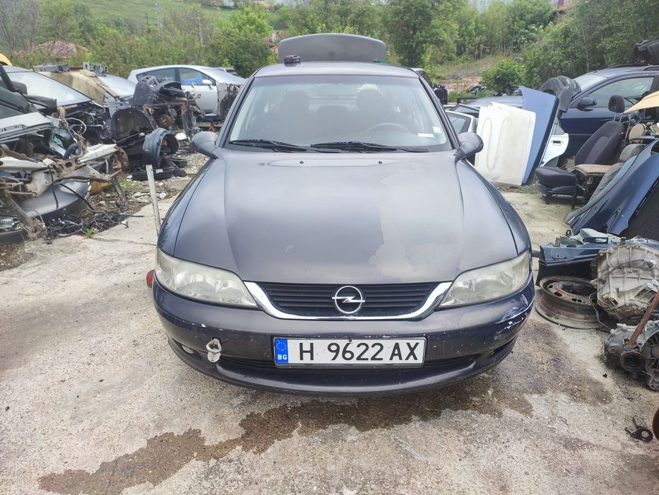 Опел Вектра 1.6 бензин