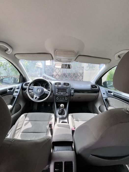 Vând Golf 6 2008 , motor 2.0 CBDC