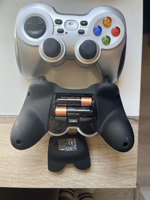 Logitech f710 контролер