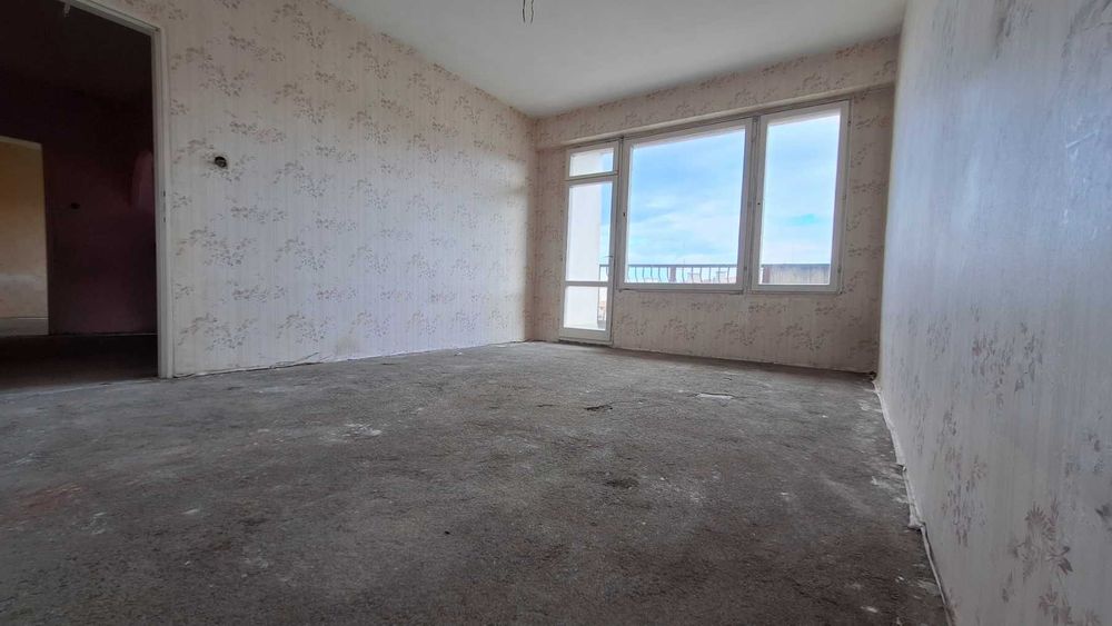 Продава се Тристаен апартамент в Кюстендил, Център - 73 кв.м за 688 €/кв.м - Снимка #8