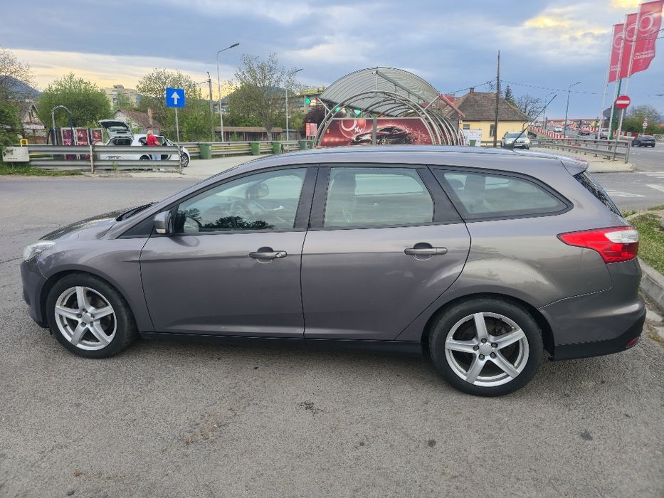 FORD Focus 2013 — imagine 4