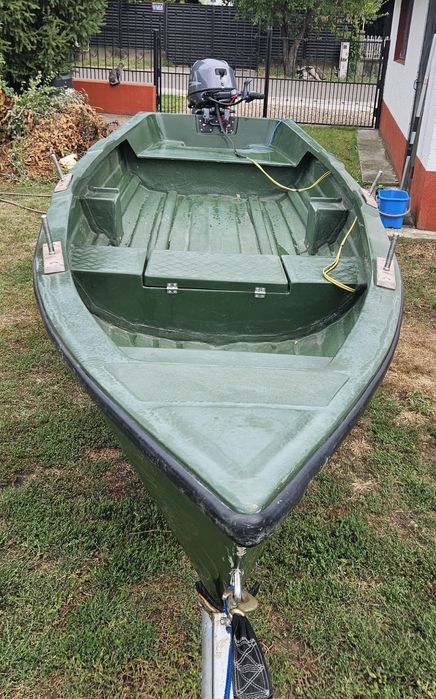 Vând laguna 480 yamaha 25hp