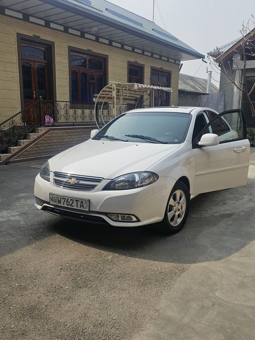 Jentira aftamat yil2020 kraska krelo orqa kapot dexqonda 1 qo'l mingan