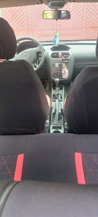Opel corsa ptr dezmembrari sau fier vechi