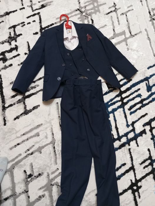 Maktab Forma 1sinflar uchun kastyum shim