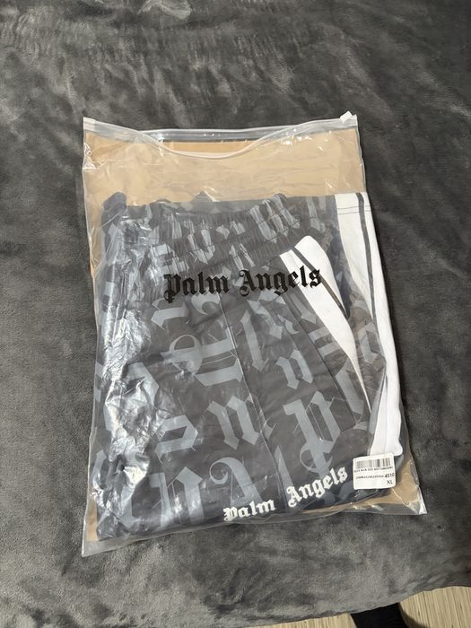 Pantaloni scurti L si Xl