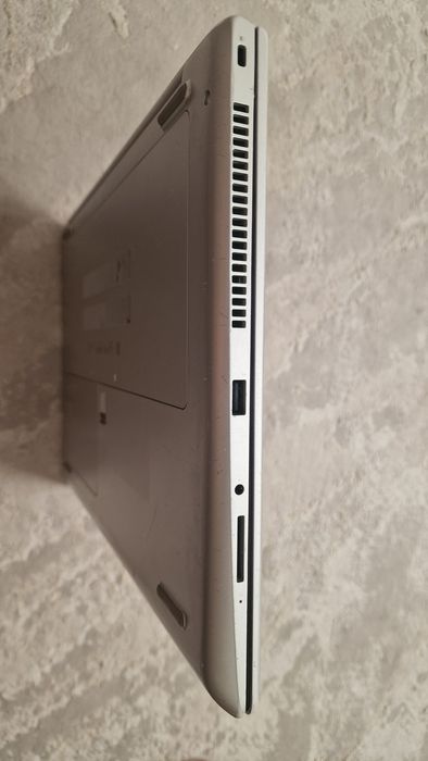 HP ProBook 450 G5 — i5 / 8GB / SSD 256GB / Windows 10