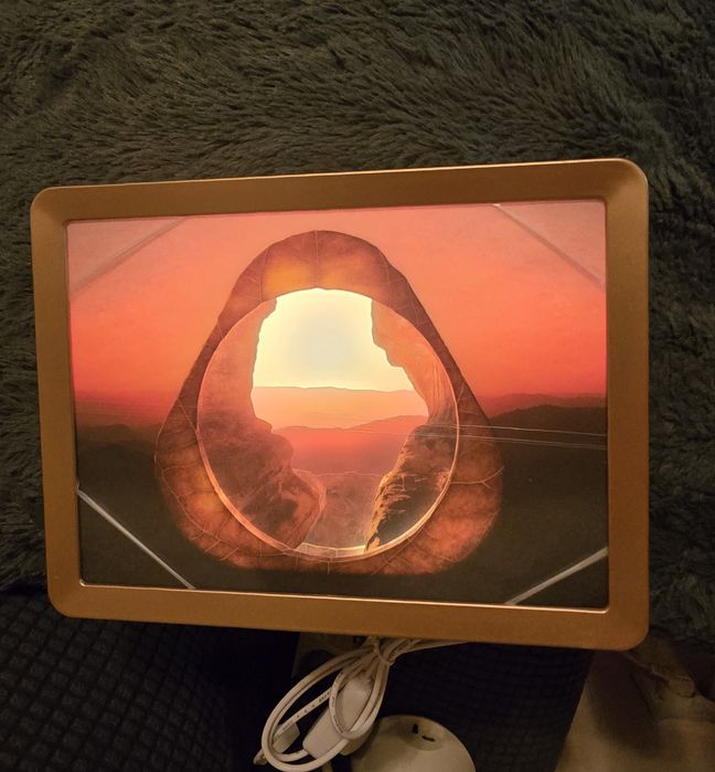 Lampa de veghe, tablou. Iqos