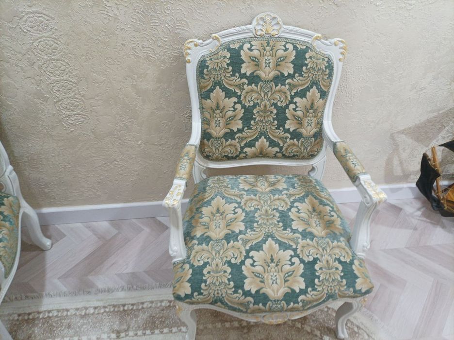 Обивка, реставрация мебели