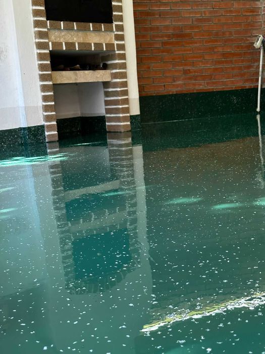 Pardoseli epoxidice - Sisteme pentru spatii rezidentiale , industriale