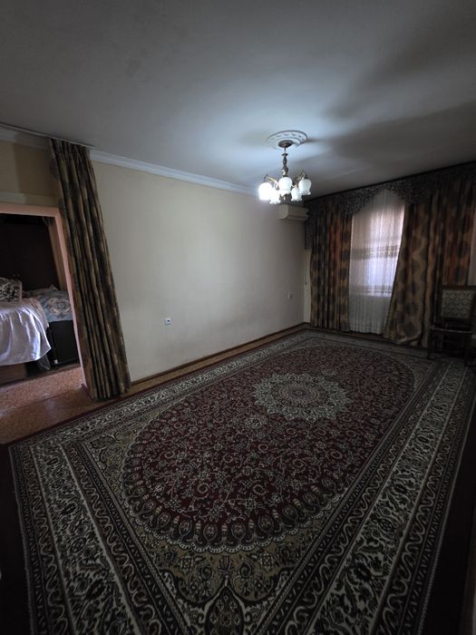 Продаётся 4/4/4 Юнусабад 18 квл, кирпич