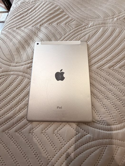 Ipad Air 2 64 gb silver - много добро състояние