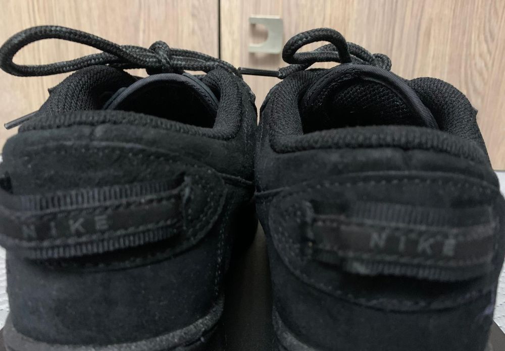 Ghiete damă Nike ACG Air Mada mărimea 37,5