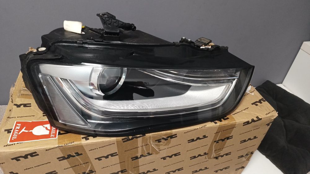 Faruri Audi a4 b8.5 an2013