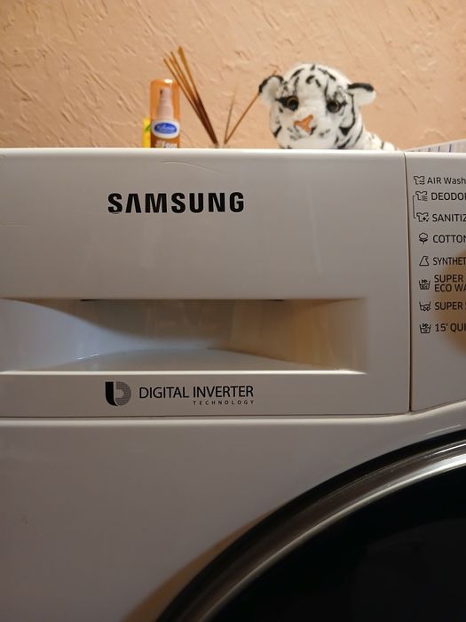 Пералня и сушилня 2в1 SAMSUNG