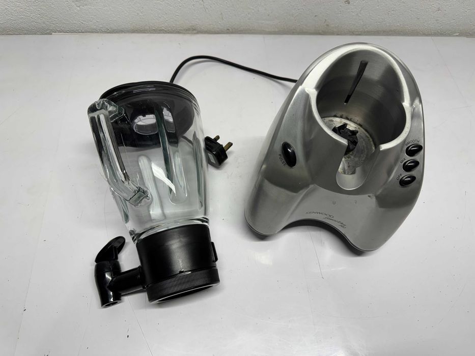 Блендер - Kenwood 700 W