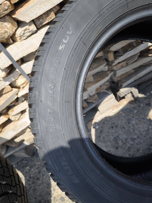 FALKEN 225/60/17 SUV Зимни